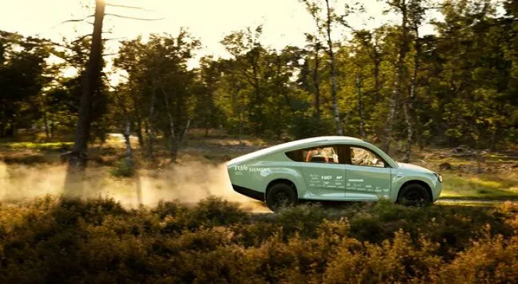 Solar-powered off-road vehicle completes 620-mile test drive across North Africa