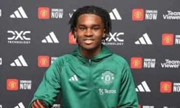 Sierra Leone's Young Talent, David Kamason, Inks Professional Deal with Manchester United