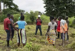 Amputees in Sierra Leone Use Farming to Overcome Discrimination