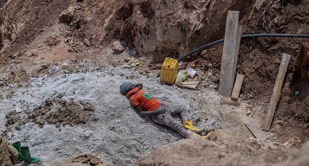 Artisanal mining activity in eastern Democratic Republic of Congo