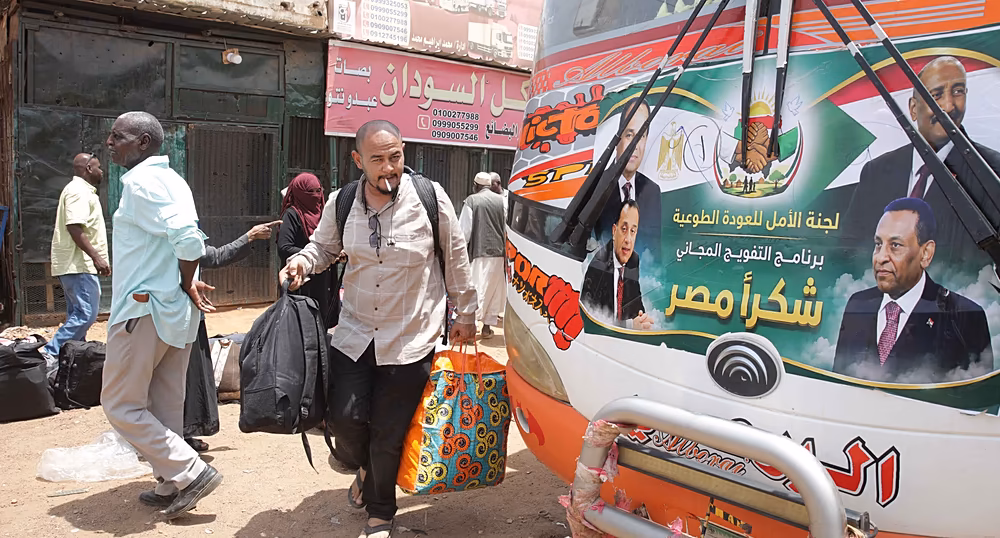 Damaged buildings and streets in Khartoum as residents return to Sudan's capital