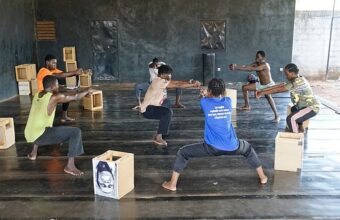 Deaf and hard-of-hearing dancers using the Vibra-Signe technique in Bobo-Dioulasso, Burkina Faso