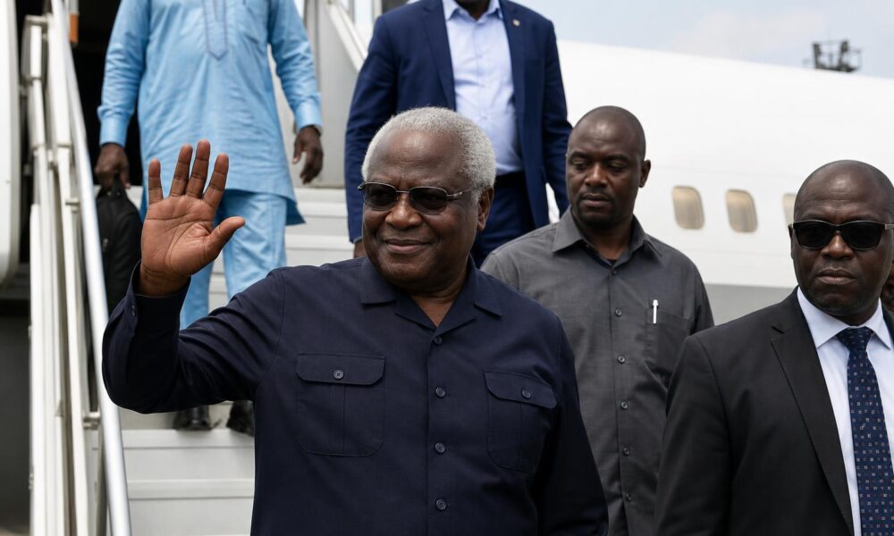 Former President Ernest Bai Koroma Returns to Sierra Leone from Nigeria