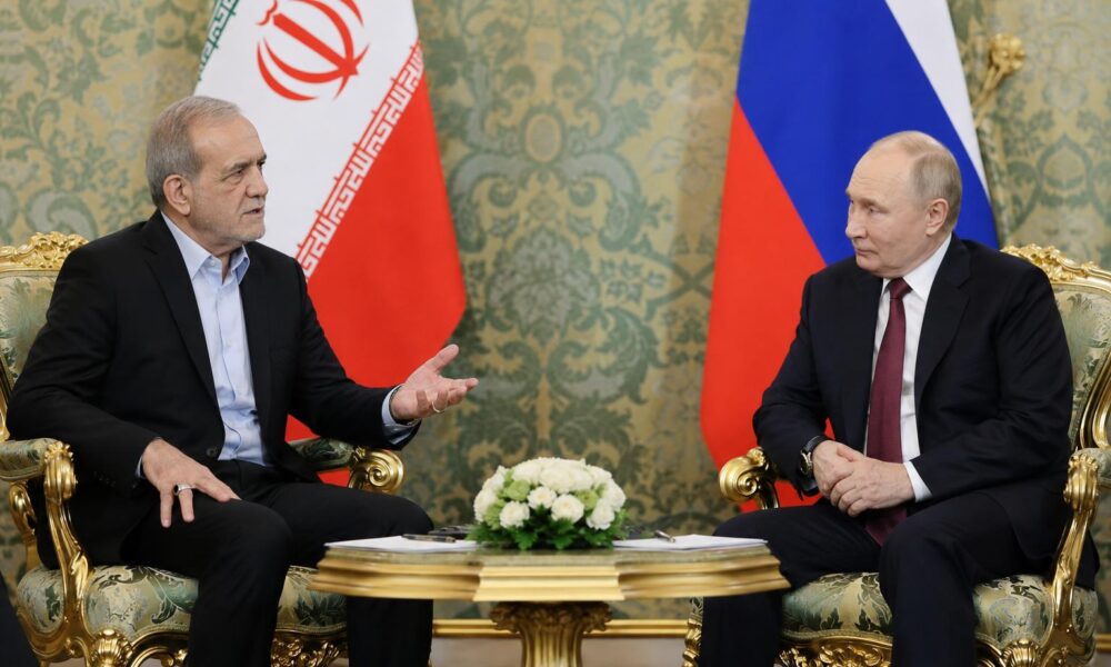 Iran’s Pezeshkian Tells Putin Middle East Can Act Without US