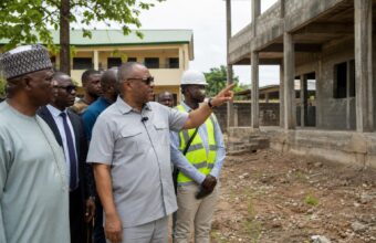 Vice President Reviews Delayed Education Projects at Kingtom and Brookfields